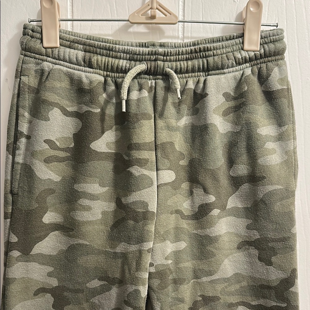 GAP Green Camouflage Sweatpants with Elastic Waistband - Picture 2 of 7